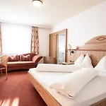 Zellerhof 招待所
